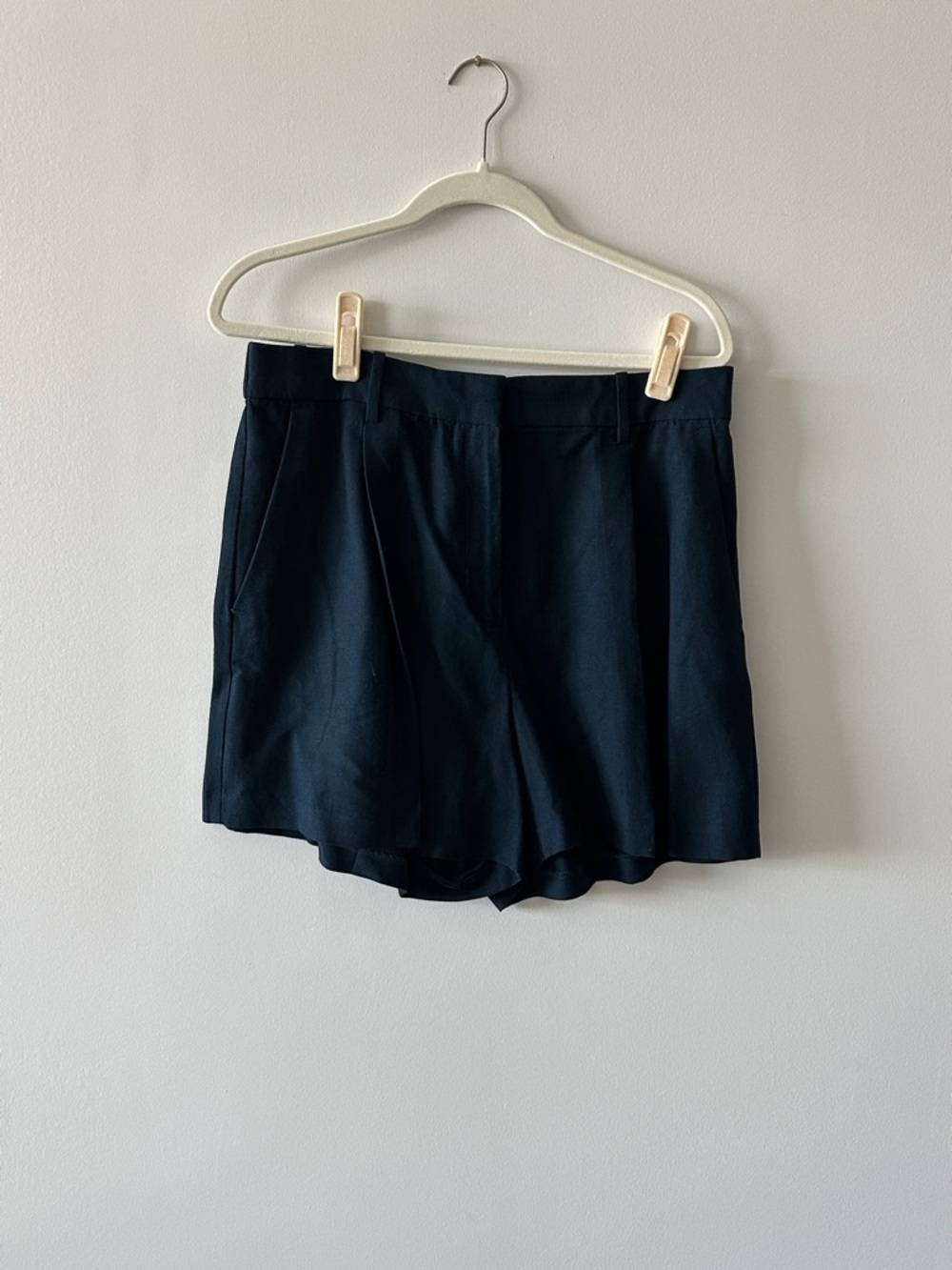 H&M Navy Women's Pleated High-Waist Shorts